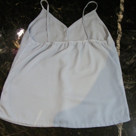 Sky Blue Button DownTop Size M EUC - Picture 3 of 8